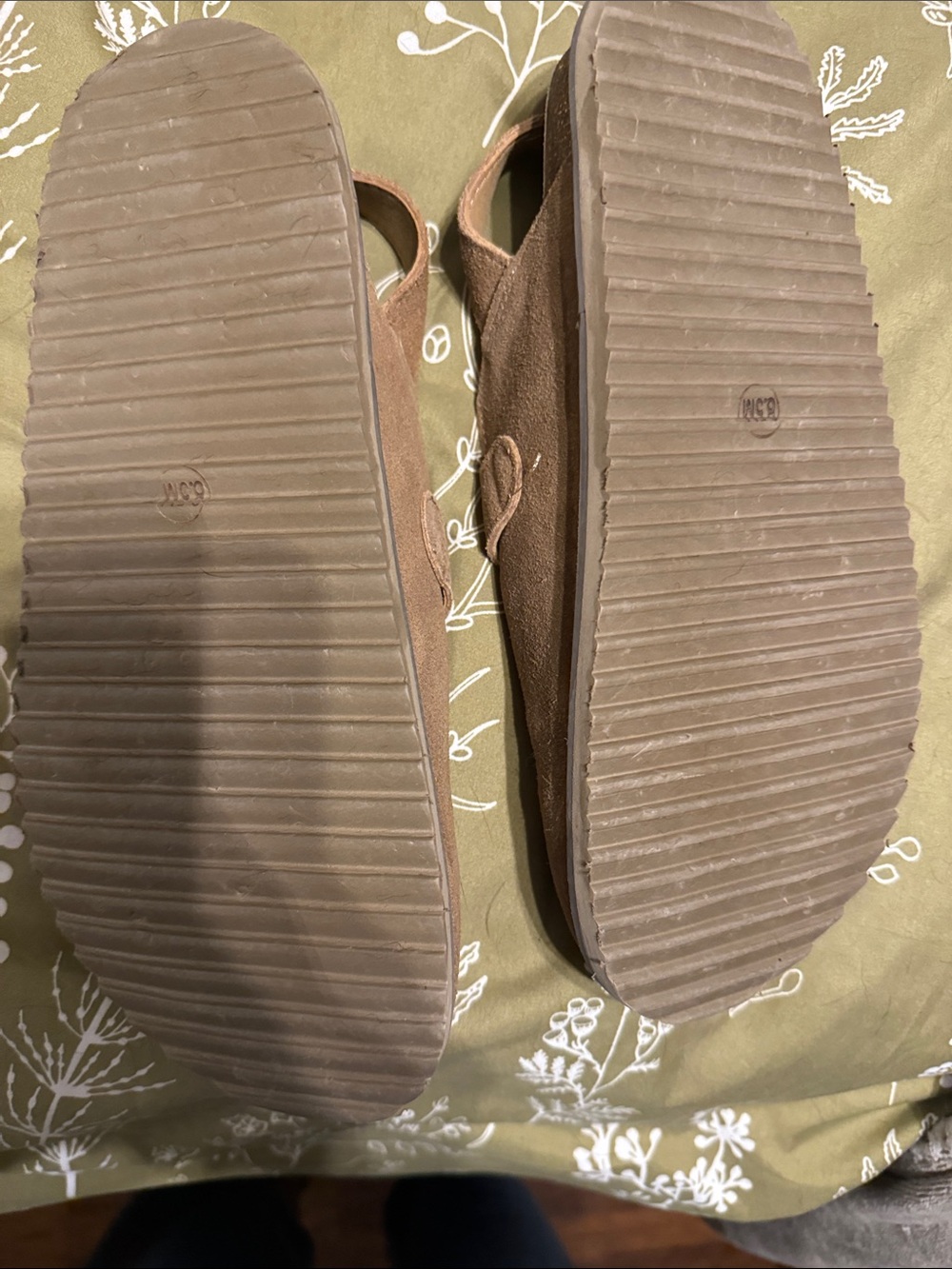 Cushionaire Suede Slingback Clog Sandals in Tan - Picture 5 of 6